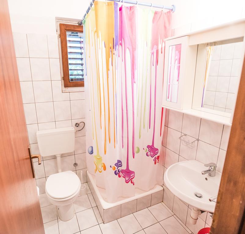 Apartments And Rooms Mare-Monti スタリグラード エクステリア 写真