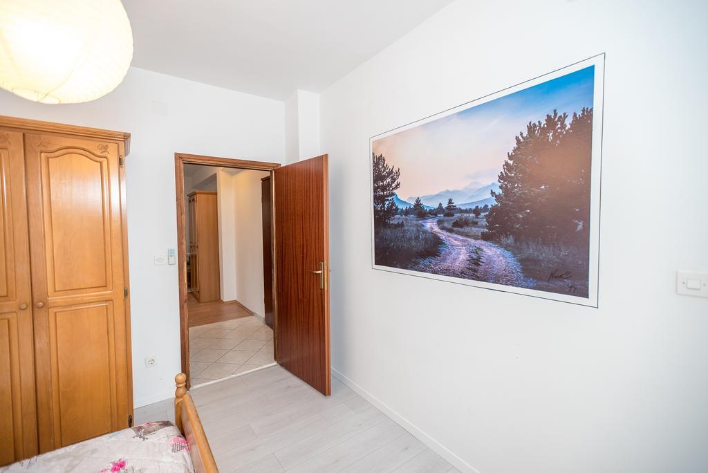 Apartments And Rooms Mare-Monti スタリグラード エクステリア 写真
